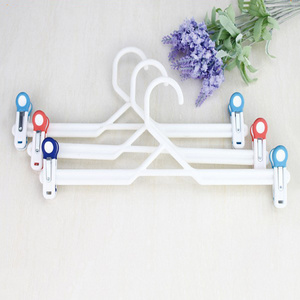 Good quality clothes hanger rack airer cloth for laundry plastic pants hanger clothes hanger with hook