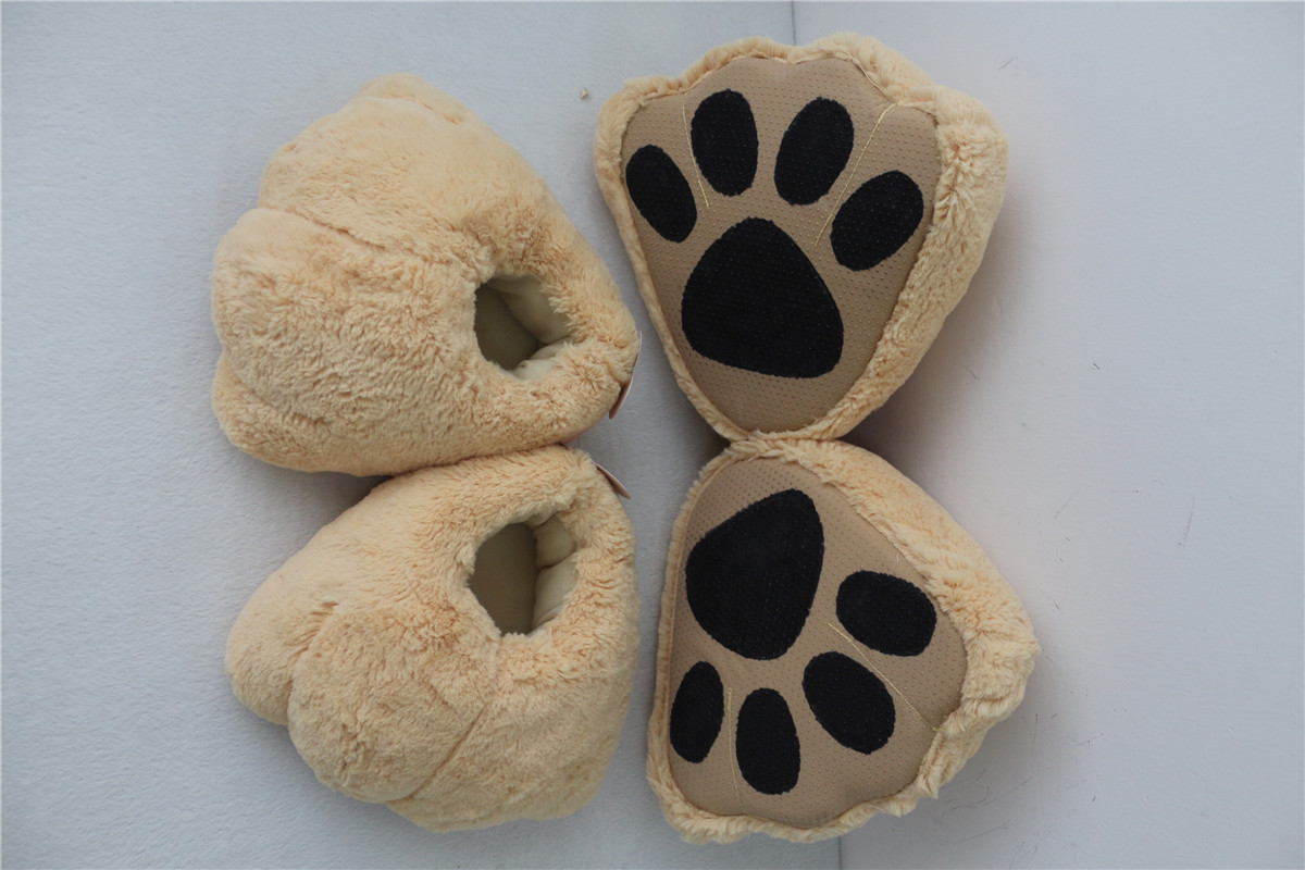 Custom Comfortable Teddy Bear Slippers Plush Toys Fur Brown Bear Paw Foot Plush Indoor Shoes Slippers For Children