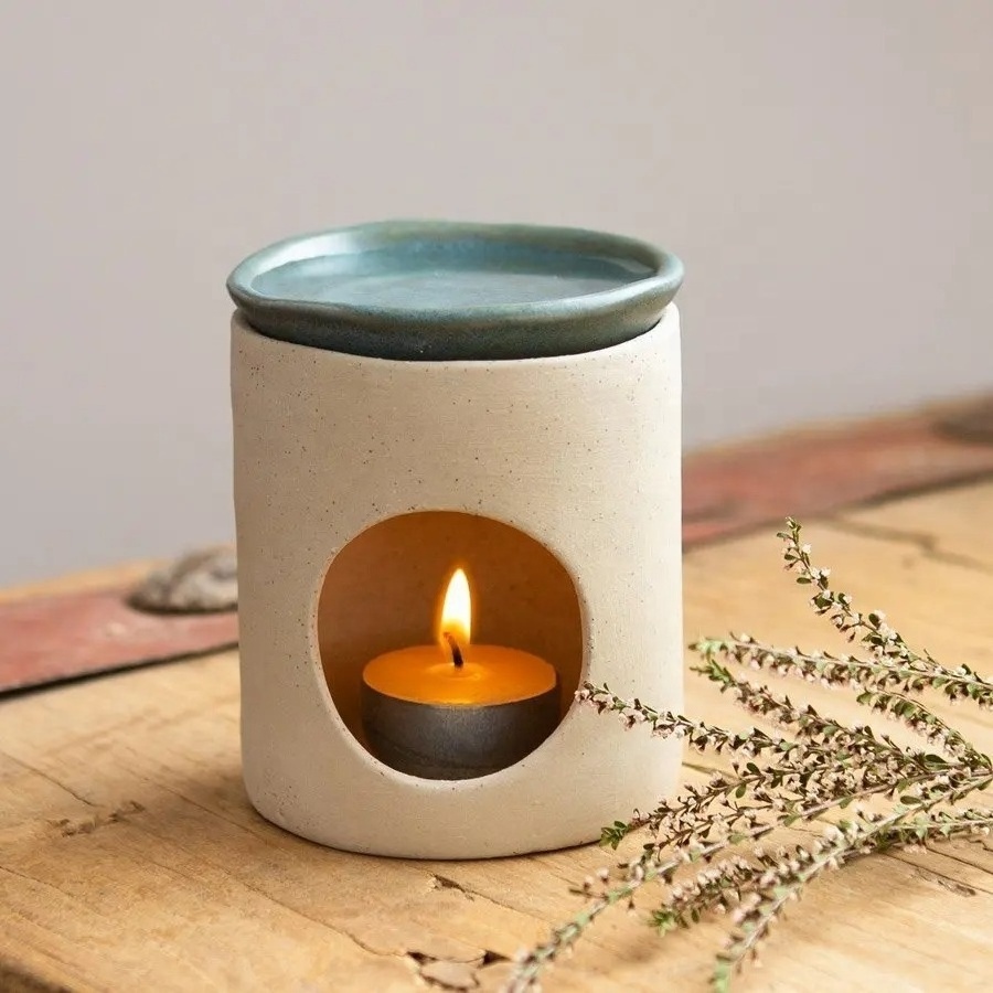 Modern Matt White Fragrance Ceramic Oil  Burner Wax Melt Warmer Tealight Candle Holder for Home Decoration