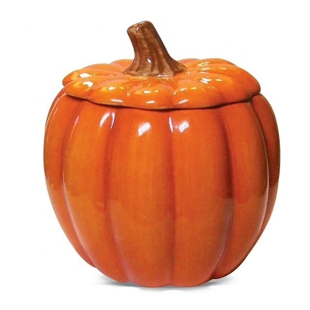 Factory Direct Wholesale White Ceramic Pumpkin Shaped Scented Candle Jar with Lid