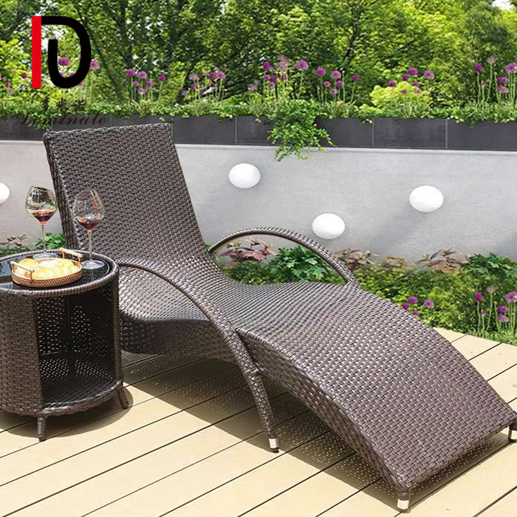 Outdoor Garden Rattan Lounge Chairs adjustable  Pool Lounge Chair set for Poolside