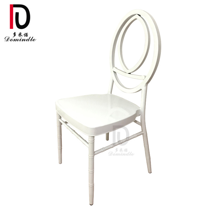 modern outdoor and indoor white chiavari stackable metal wedding banquet event chair for events