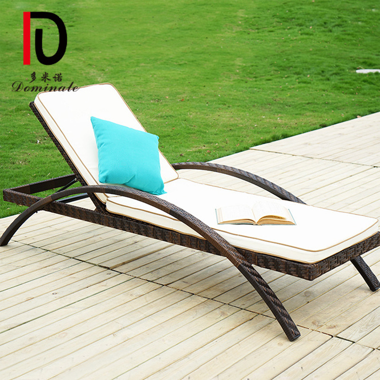 Outdoor Leisure Rattan Sun Fun Chaise Lounge Sunbed Furniture Daybed Sunbath Bed Beach Chair