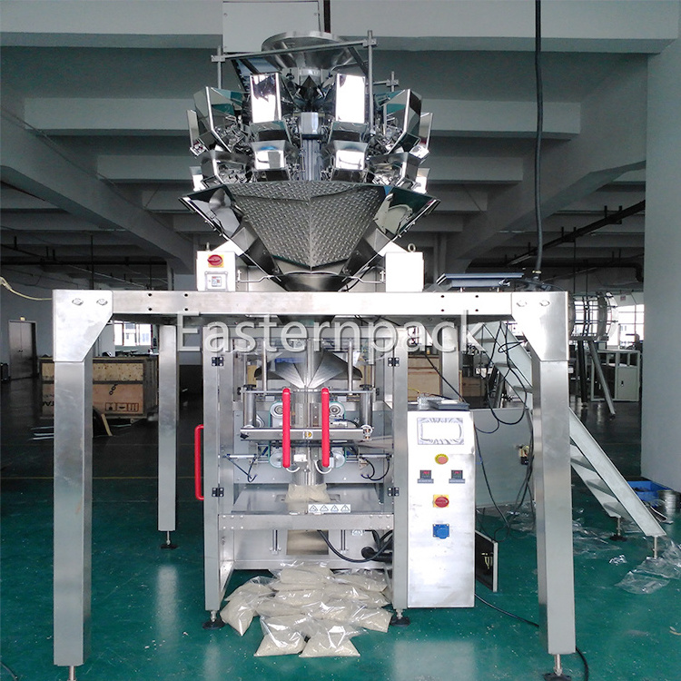 Fully automatic weighing Vertical packaging fill plastic bag dog food bags cat litter pet food packing machine