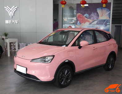 Cheap price  NETA V micro mini pink electric car for adult with long battery life