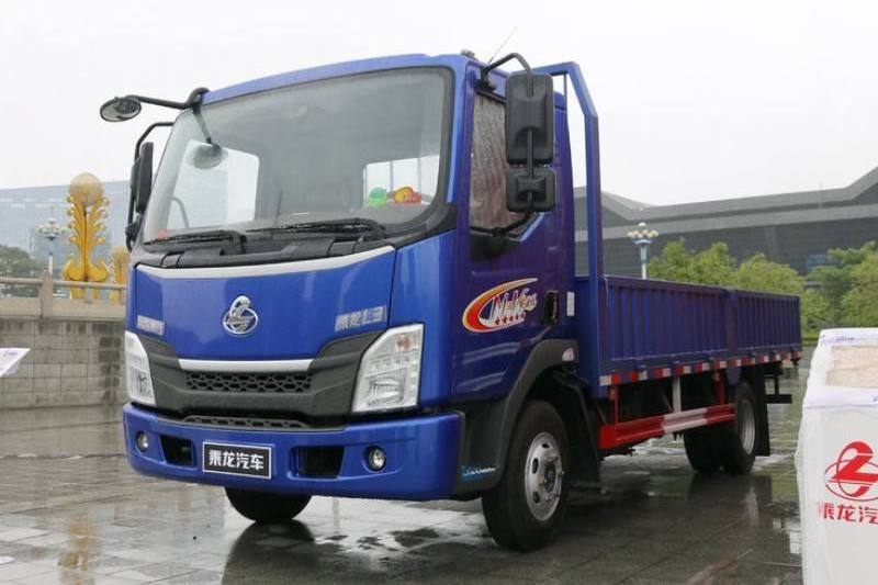 dongfeng chenglong medium truck 15ton 20ton cargo truck 4*2 flat bed truck