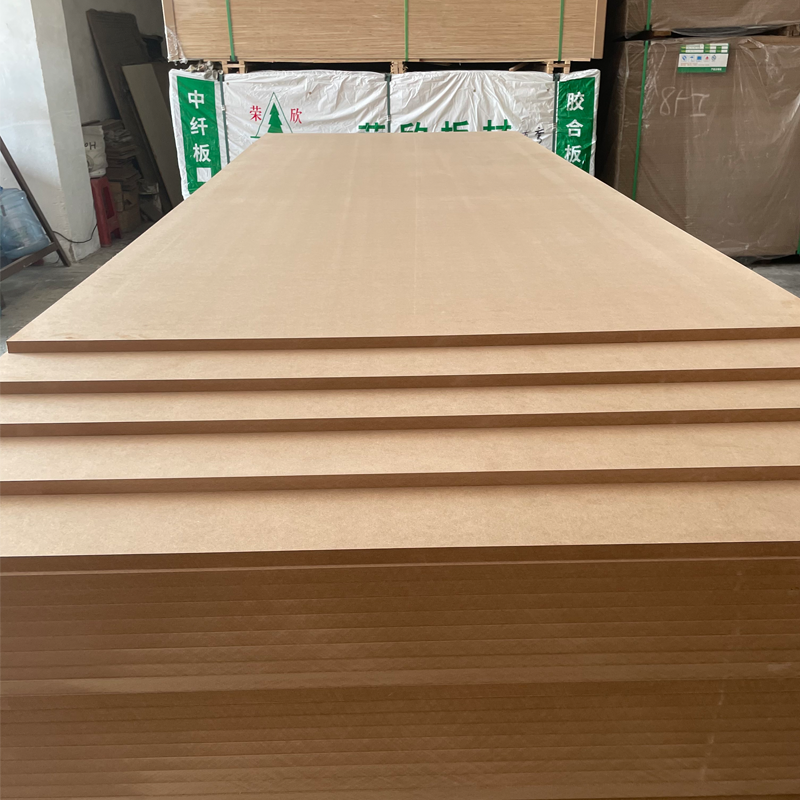 Wholesale Plain 18mm MDF Board veneer mdf sheet hdf board Panel 3mm 15mm 18mm Mdf Board For Kitchen Door