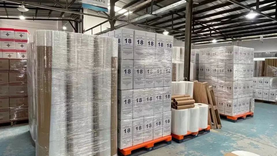 Plastic Wrap Roll Polyethylene Package Carton Transparent Wrapping Packing Shrink Film Clear Stretch Film