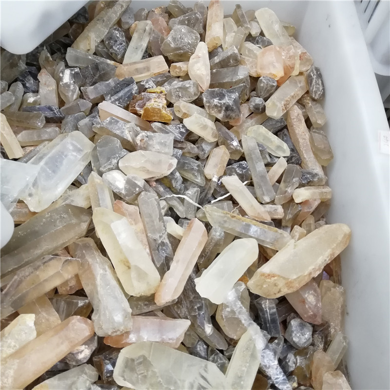 Wholesale Raw clear quartz crystal stone rought white quartz crystal stones