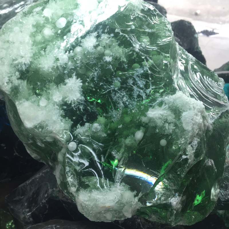 Wholesale natural quartz green clear coloured glaze crystal rough stone