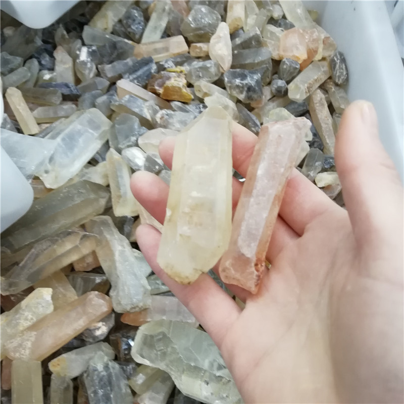 Wholesale Raw clear quartz crystal stone rought white quartz crystal stones