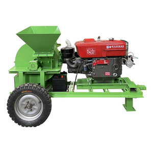 Farm use Small Mobile Diesel Wood Chipper Machine Retail  32hp Diesel engine green waste shredder crusher