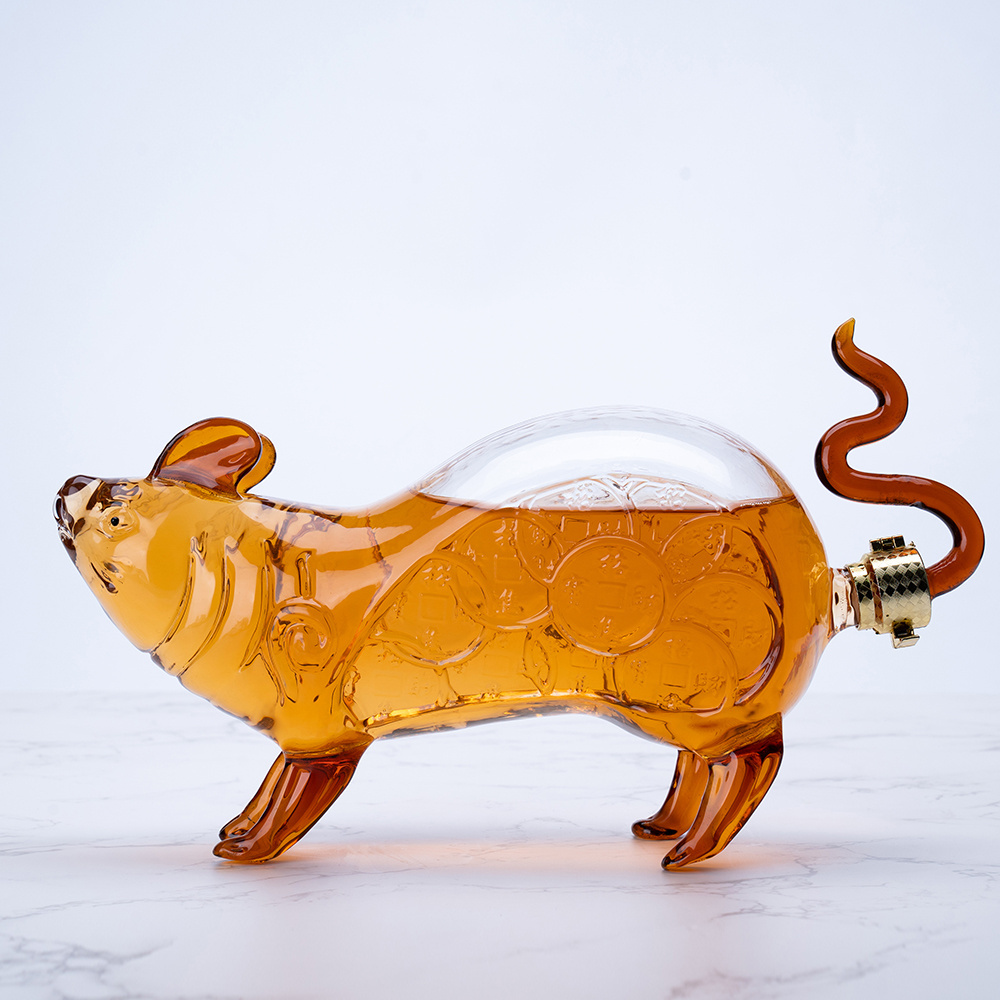 Factory Wholesale Clear 1100ml Animal Shaped Whiskey Glass Bottle