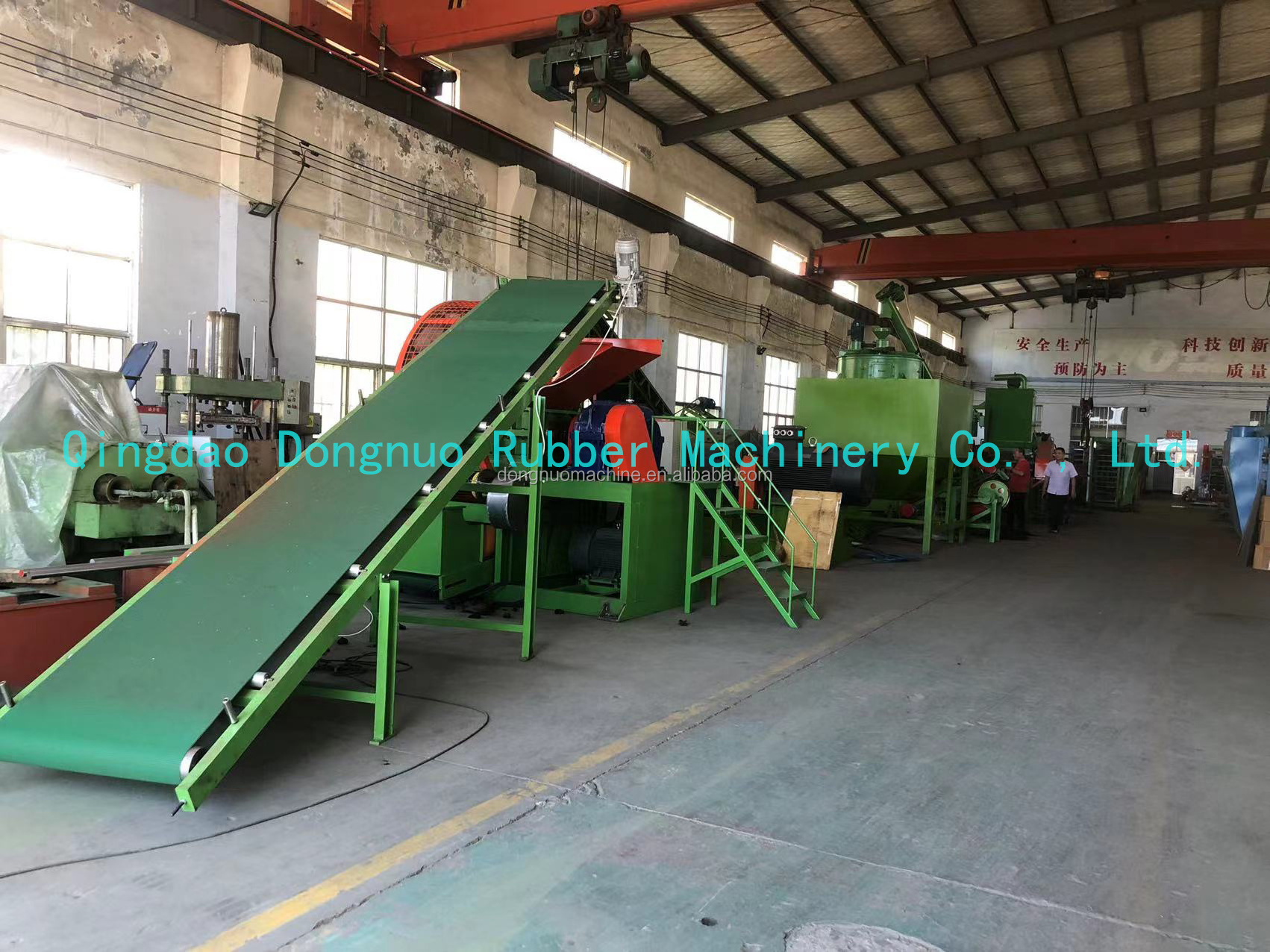 Factory price High output Automatic tire shredder machine tire crusher machine tyre recycling machine fine grinder