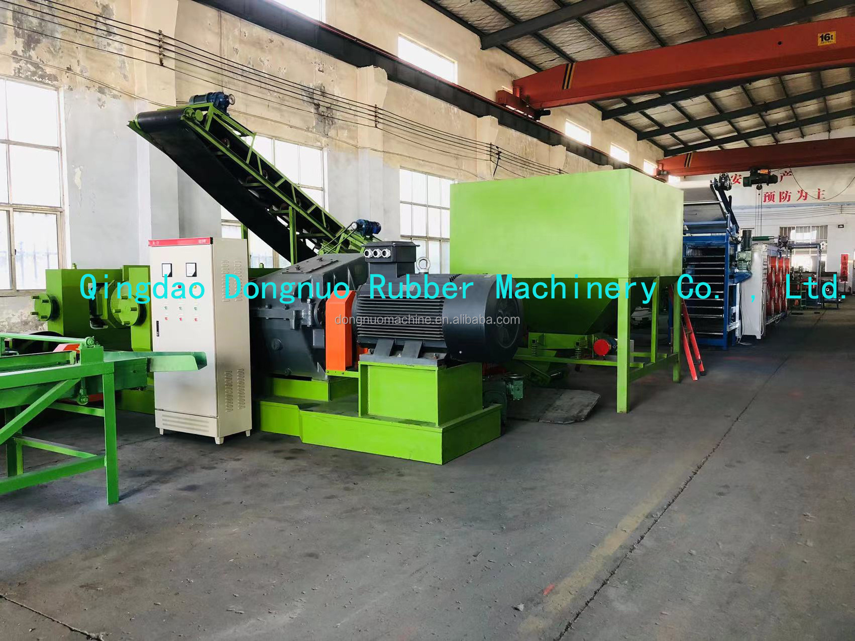 2024 High output tire shredder machine tire crusher machine tire recycling machine to make rubber powder price