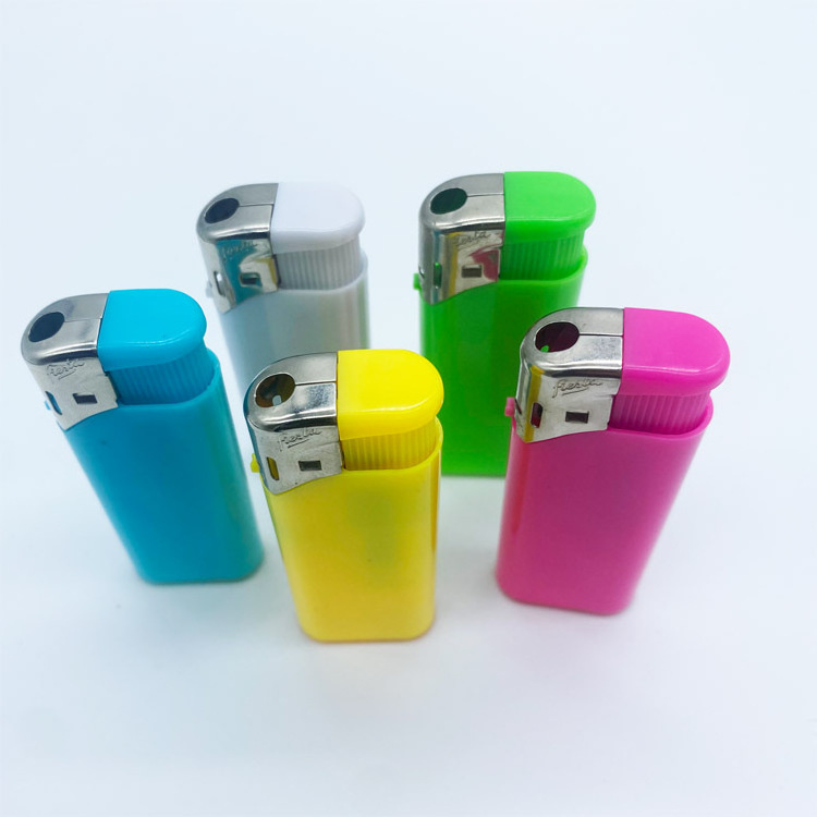 Dongqi Electric X91 Mini Plastic Flame Lighter 65 temperature Refillable Lighter Wrap With Custom Sticker