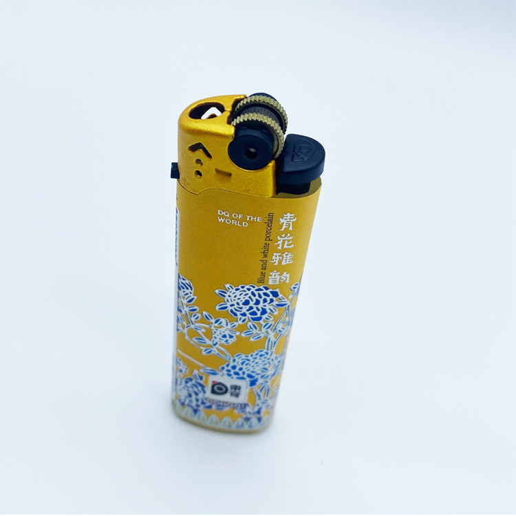 Customized UV Printing Flint Lighter Plastic Classic Refillable / Disposable Gas Lighter Gold Stamping Bronzing Lighter