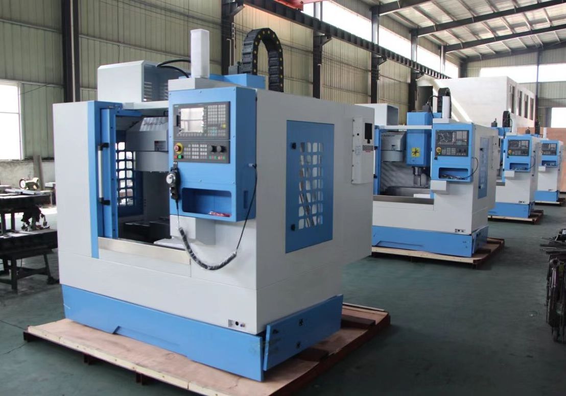 Compritive Price 3 Axis CNC Milling Drilling Machine manufacture  Vertical Machining Center VMC  XK7126 For metal