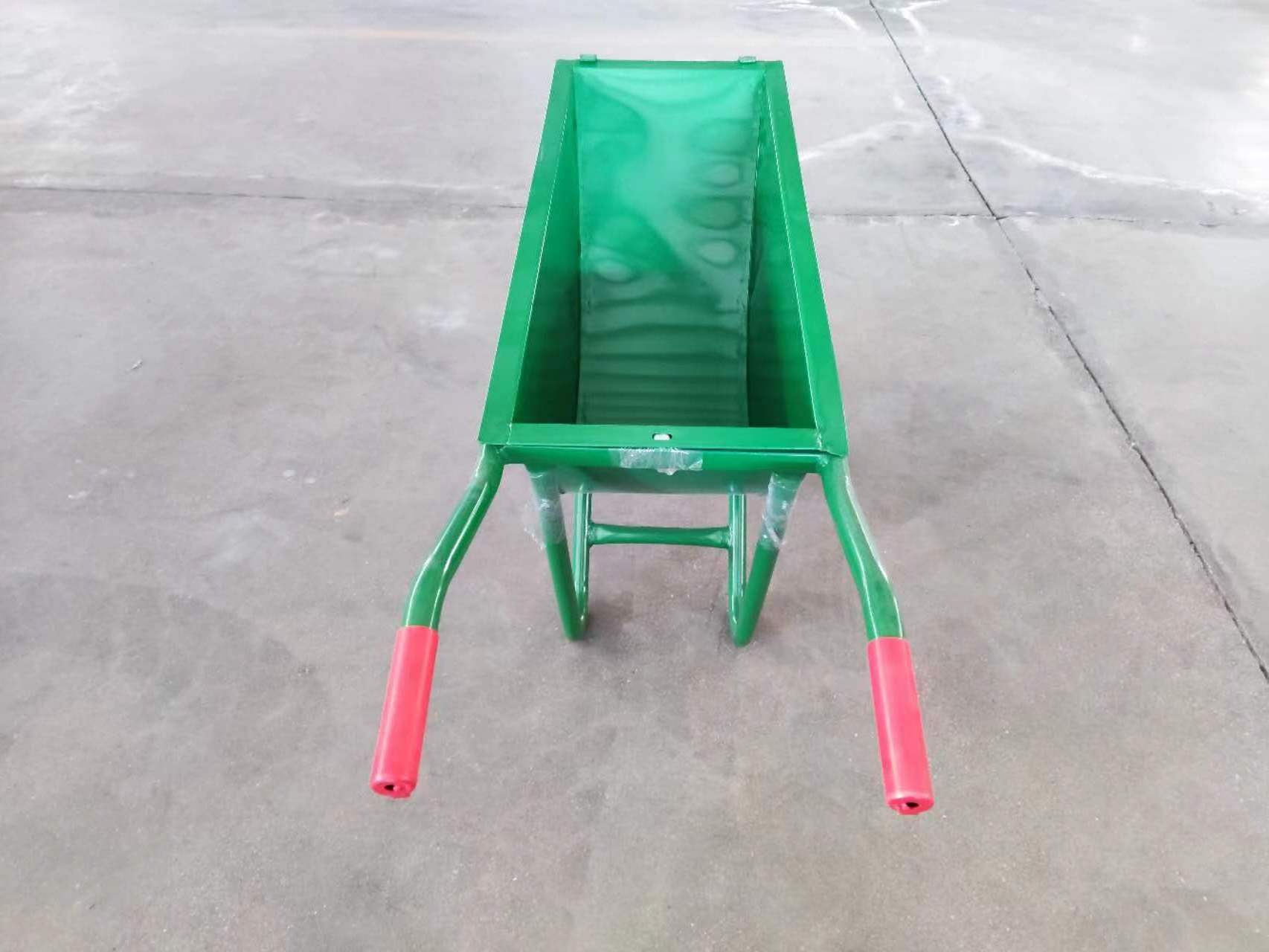 wholesale Super Load Bearing Resistant  heavy duty  high quality 3504 wheelbarrow for construction garden building