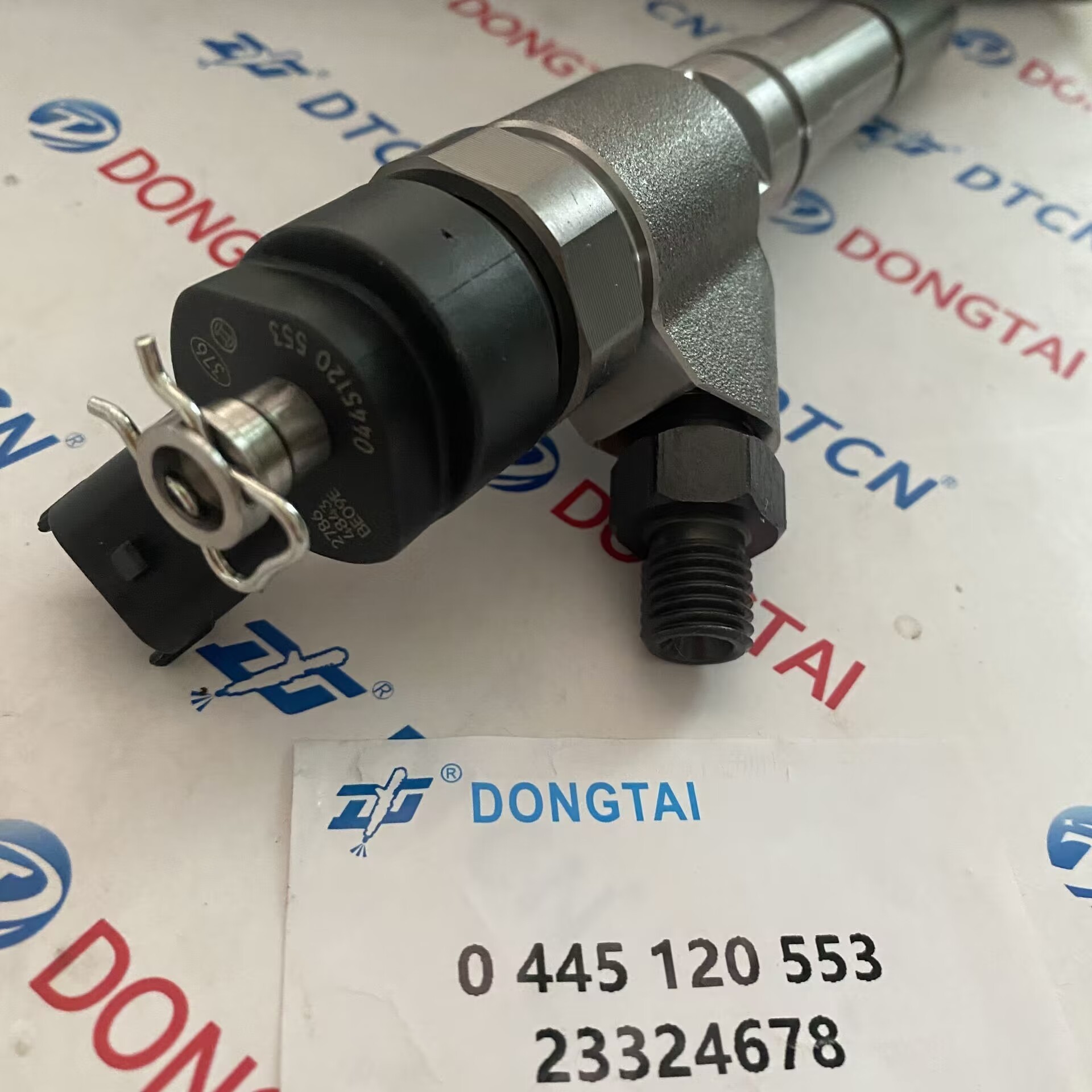 Supplier Common Rail Injector 0445120553 0 445 120 553  23324678 FOR VOLVO PENTA