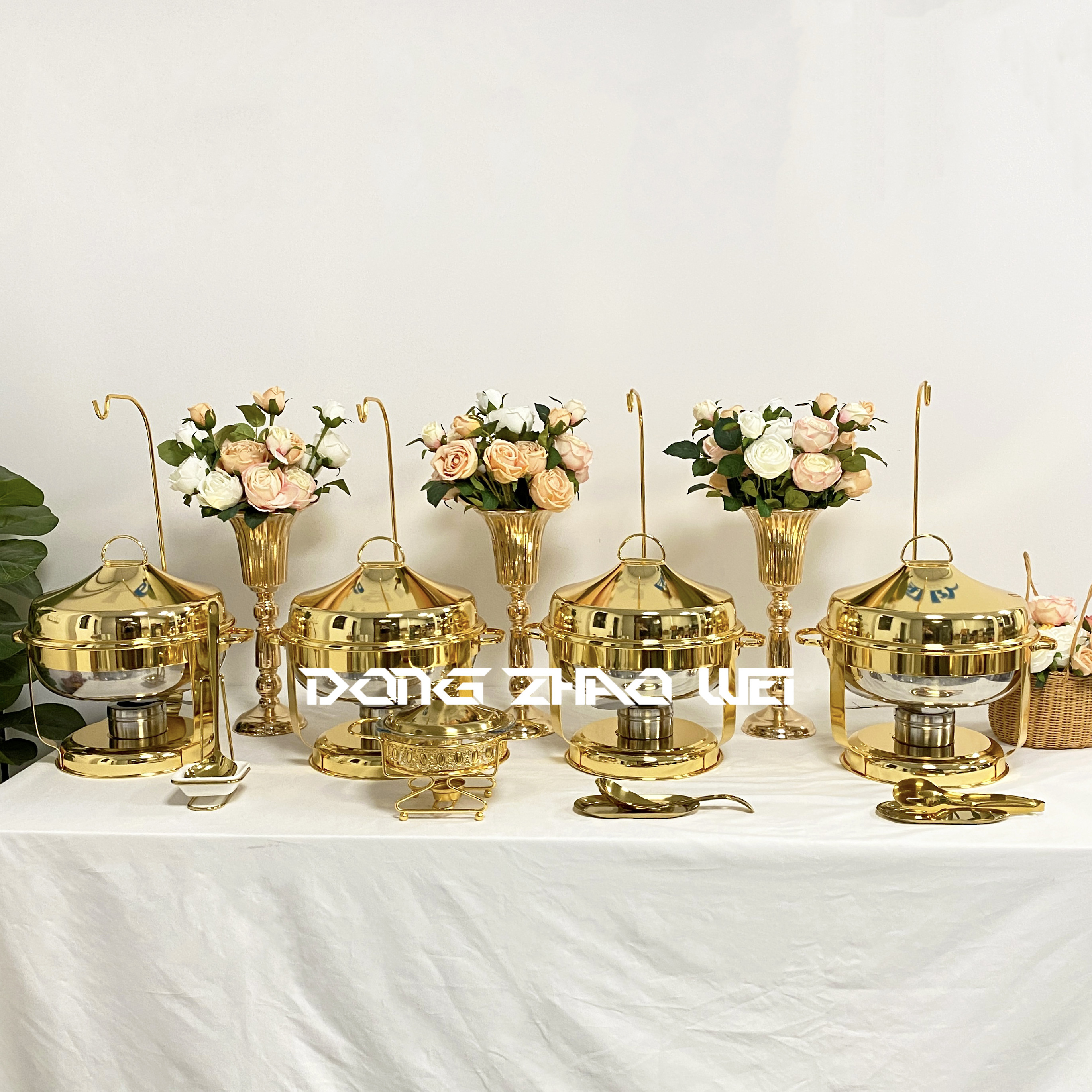 Hotel Wedding Banquet 4.5L~9.0L Stainless Steel Food Warmer Gold and Silver Buffet Alcohol Heating Round Chafing Dish