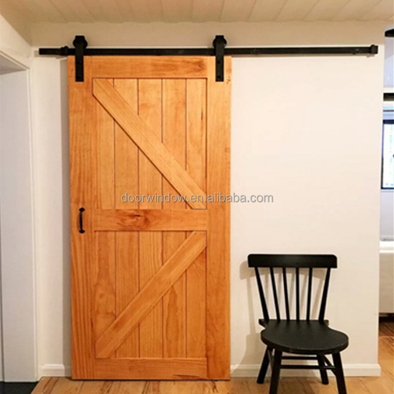 Double Door North Central US OAK Wood Sliding Indoor Barn Doors Balcony Sliding Wood Door for a house