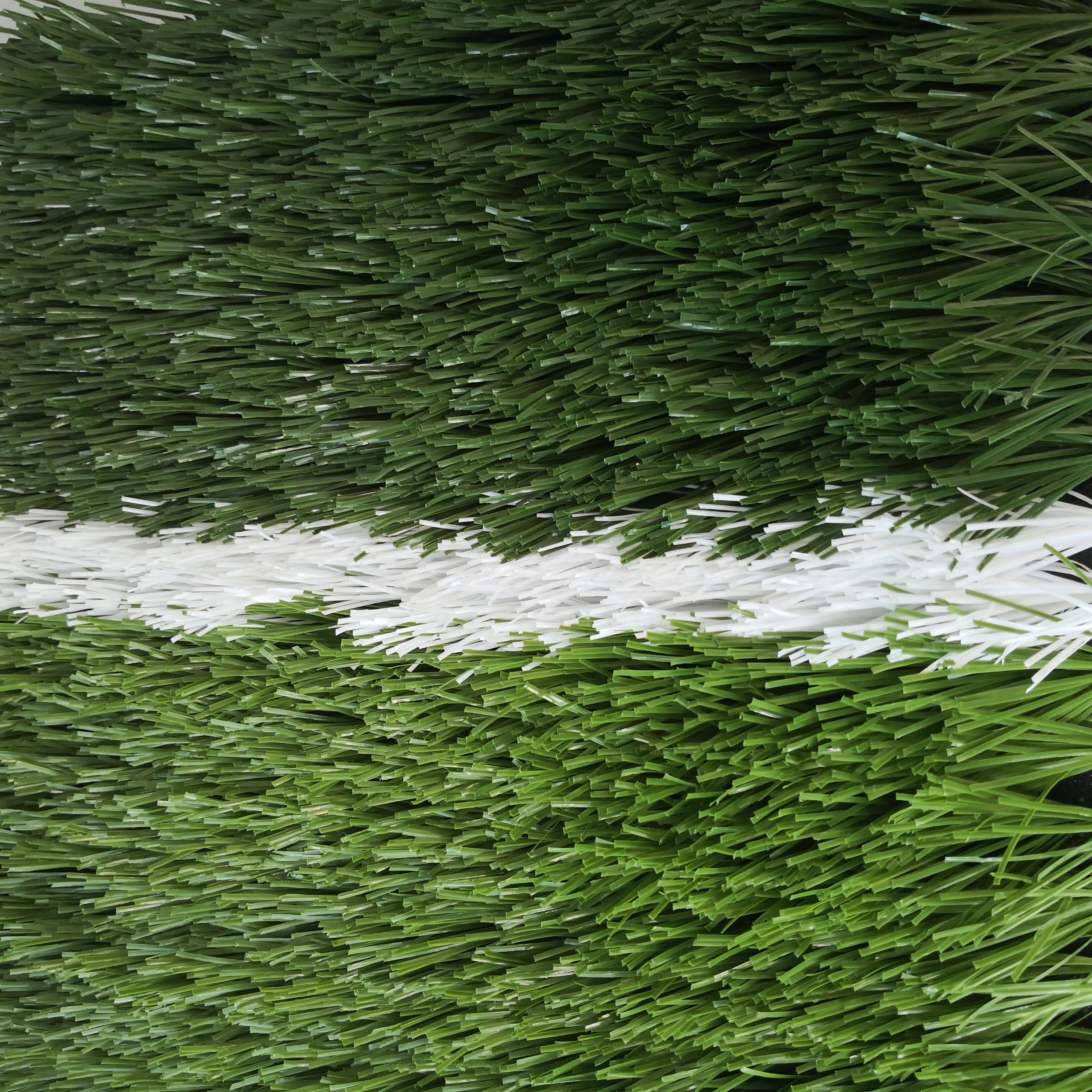 China manufacturer professional artificial grass turf for soccer field