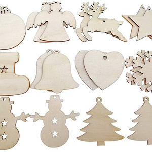 Custom Printing Christmas Ornaments Heart-shaped Bells Dog Paw Decorations Wholesale Small Wooden Love Europe Pine Wood Carved