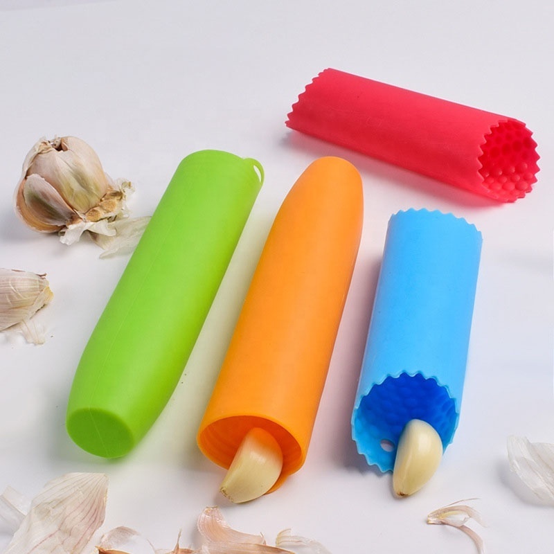 Factory Multifunctional garlic peeler peeling kitchen gadget silicone peeler manual garlic garlic cutter roller