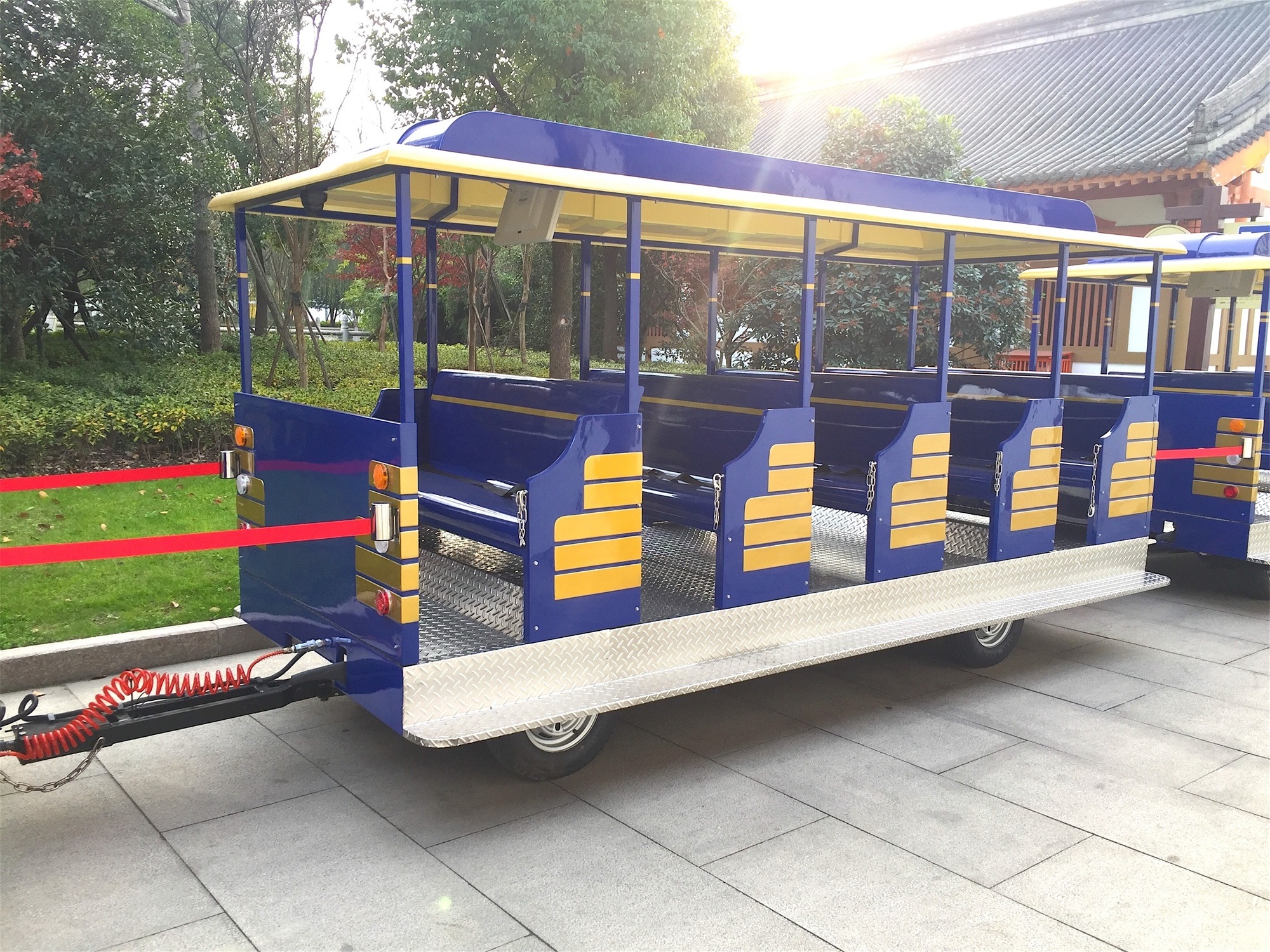 kids ride on real lithium battery kiddie amusement park trackless electric big road passenger Train for sale