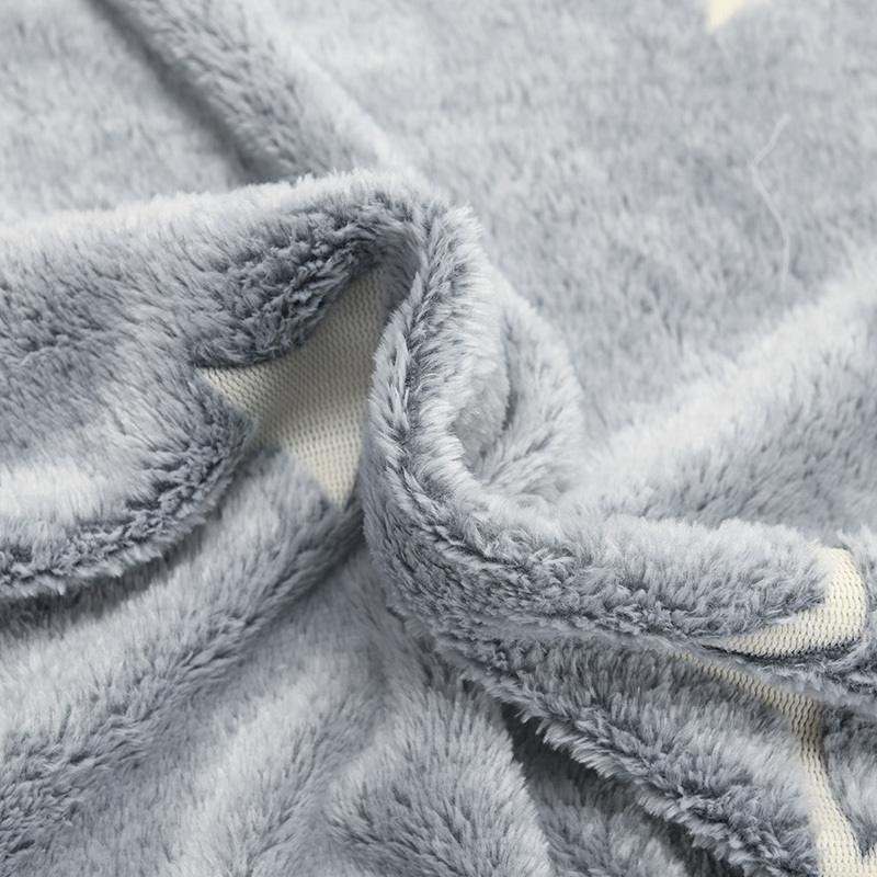 High Quality Super Soft Cozy Velvet Star Shining Luminous Throw Glow in The Dark flannel Blanket