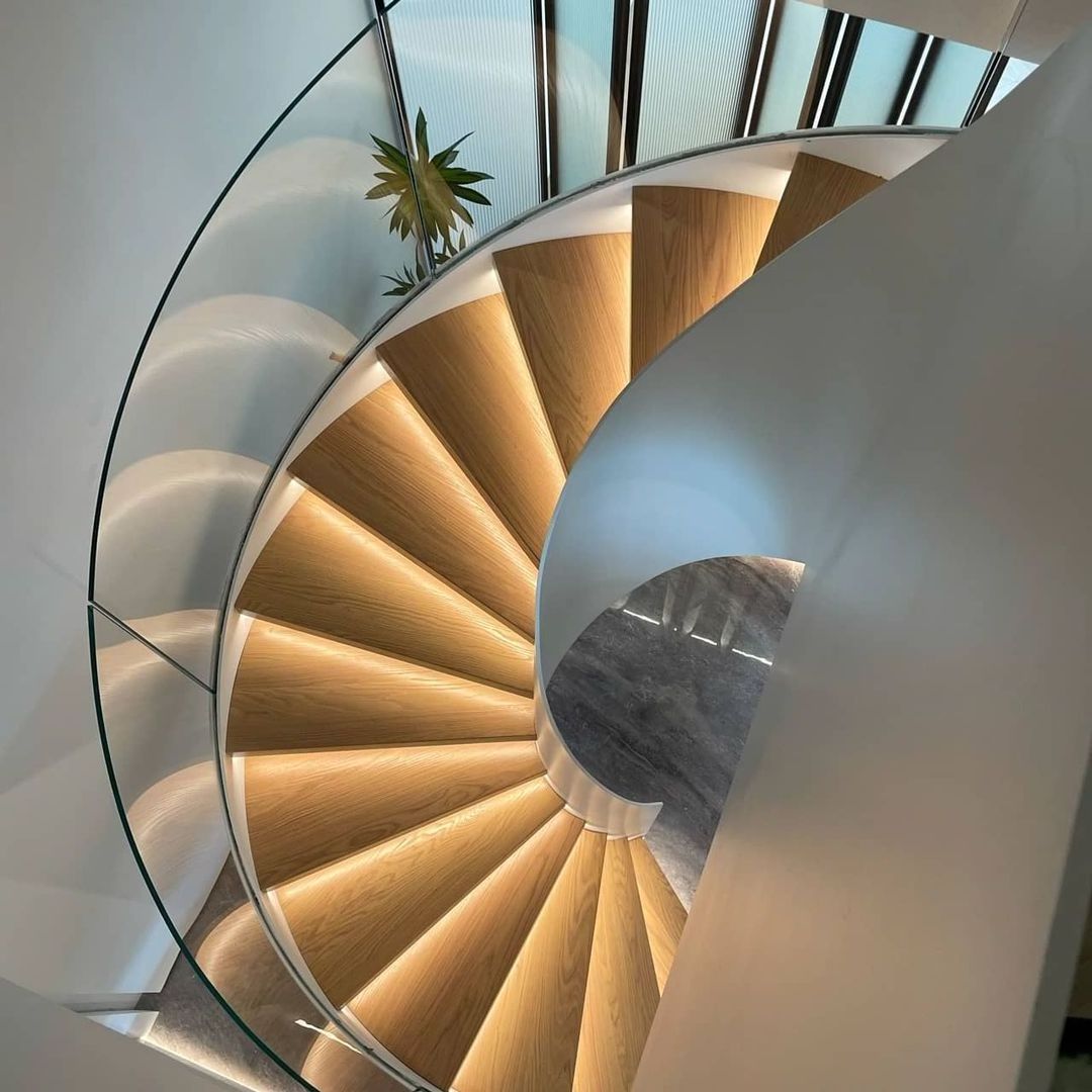 Curved/Arc spiral Staircase, Indoor staircase,Luxury Modern Home Decoration Glass stairs wooden Stairs Made in China-DBM