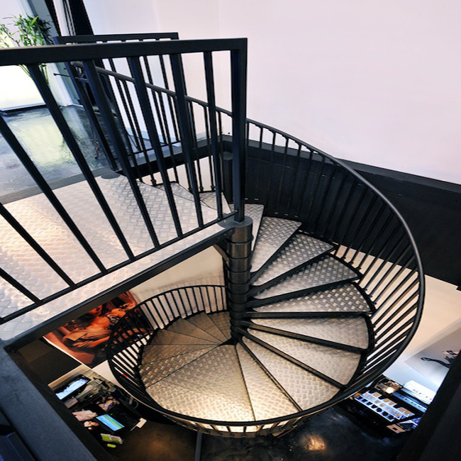 Staircase/exterior Escalier External Galvanized Metal Escalier/carbon Steel Landing Spiral Stairs Winding Stair Indoor DB-S1678