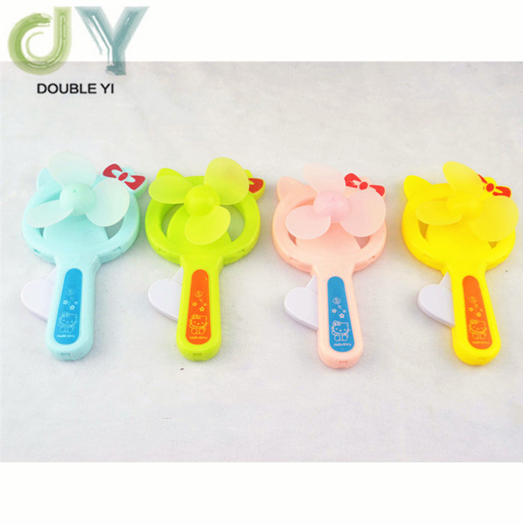 Wholesale Plastic Hand Press Cartoon Fan Portable Summer Cooling Handheld Hand Crank Fan