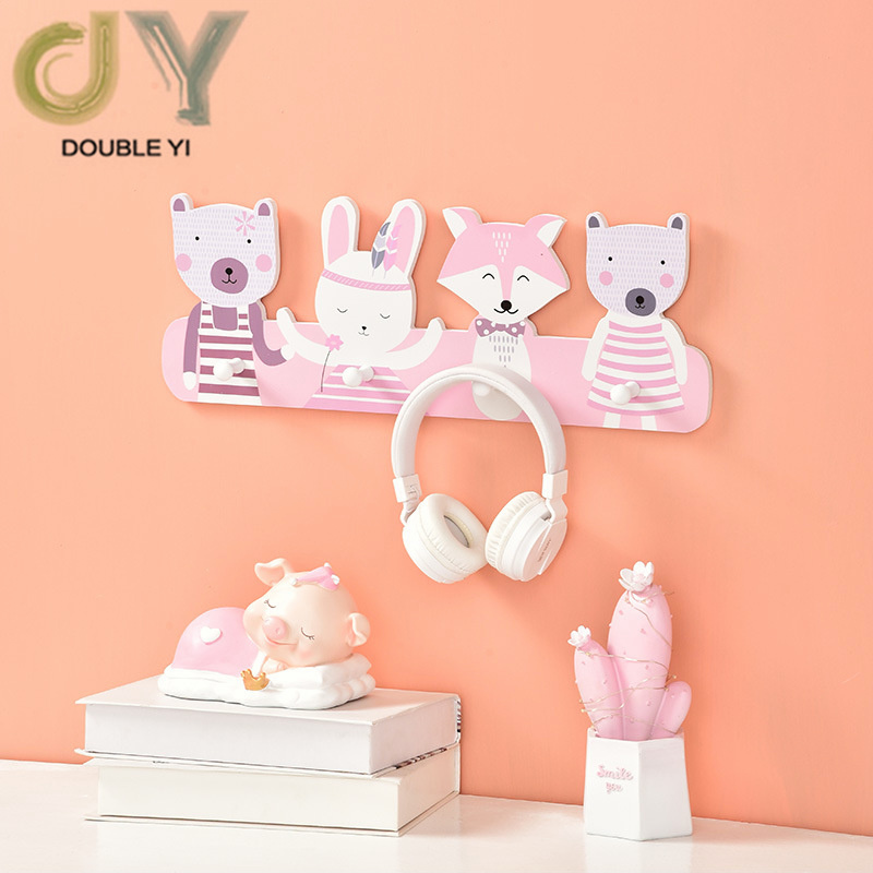 Kids Room Decorative Wooden Hooks Animals Natural Wood Hooks For Baby Boys Kids Nursery Room Storage Decoration