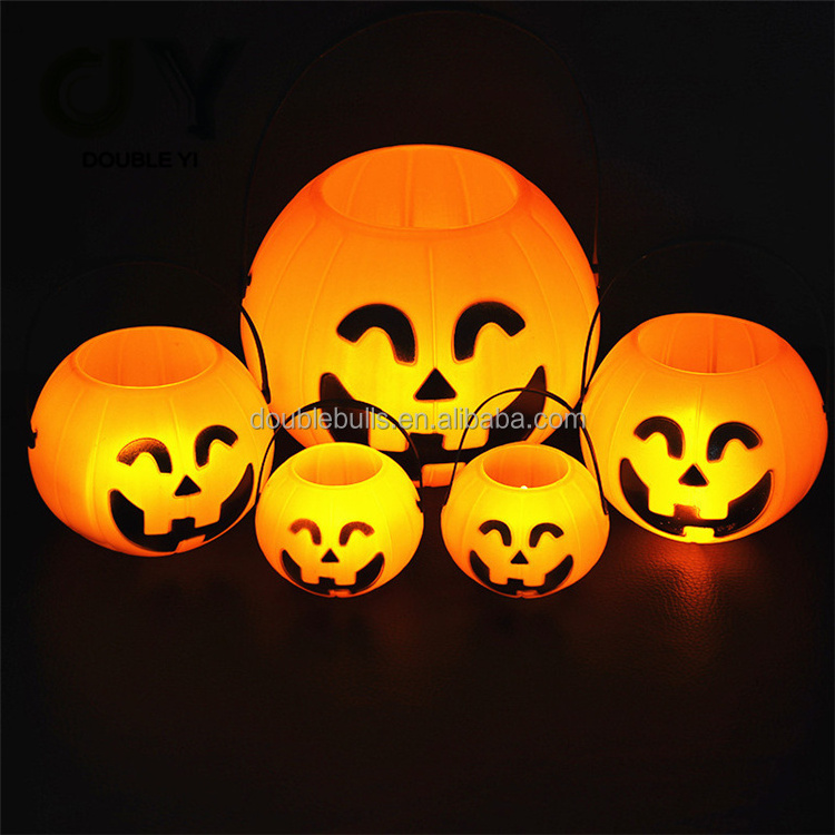 Wholesale high quality cheap Halloween pumpkin lantern children's sugar bowl portable plastic pumpkin bucket