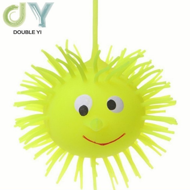 New Design PVC Flashing Urchin Ball Rubber Puffer Ball With Flashing Light