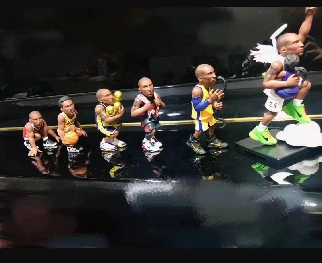 DL2742 Wholesale Customized PVC Model Boxed Gifts Black Mamba Basketball Star Kobe Sculpture Action Figures Toys Ornaments