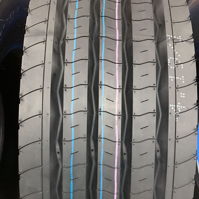 Doupro Durun truck tire 255/70r22.5 for 315/80r22.5