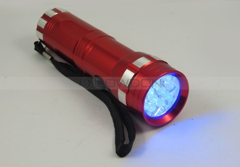 UV Flashlight Light 14 LEDs Pet Dog Cat Urine Stains Scorpion Bed Bug Detector Light Ultraviolet Black Lights