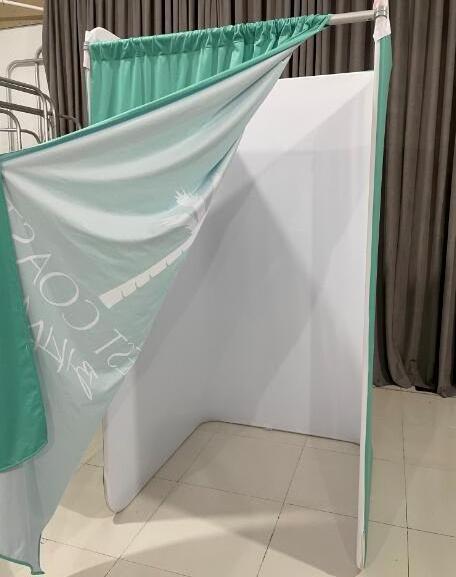 Full colour printing trade show tension fabric portable pop up changing dressing fitting room with curtains