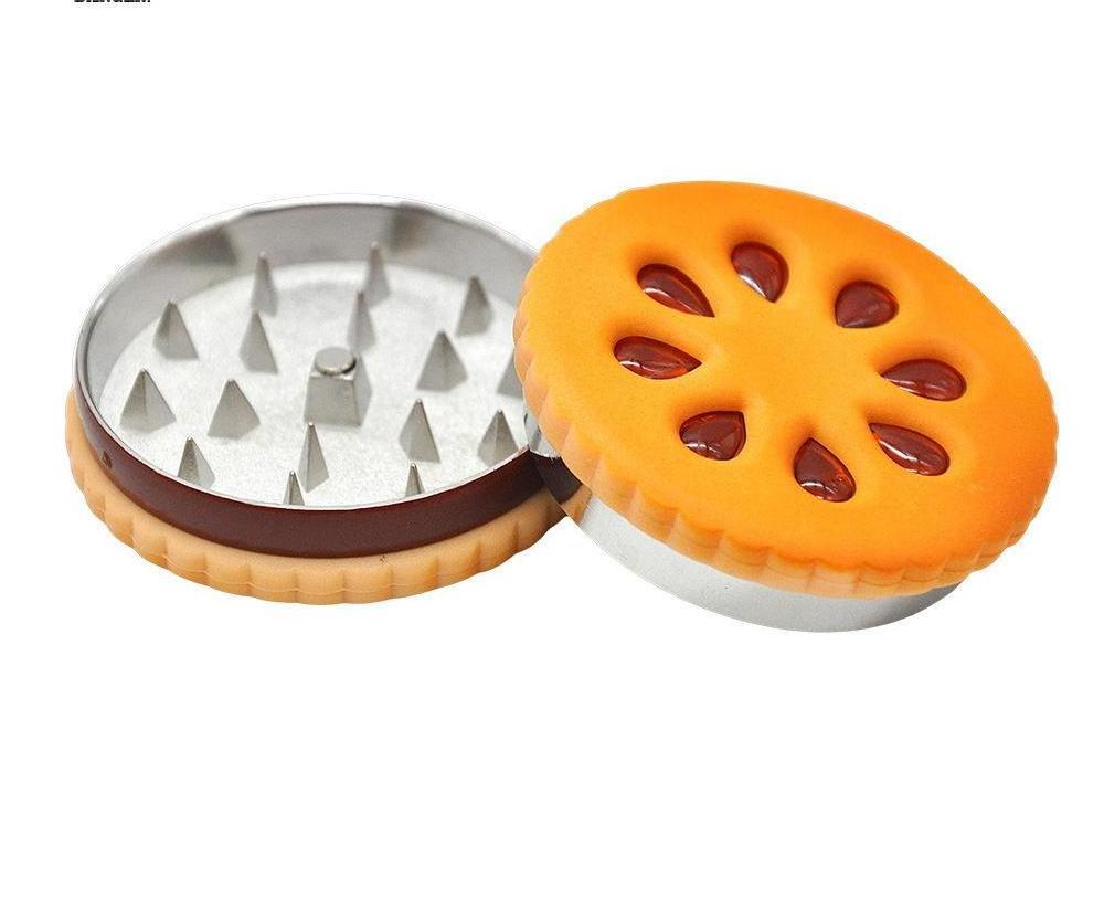 The new simulation 56mm double-layer Metal Grinder for sandwich cookies is portable and cleanable