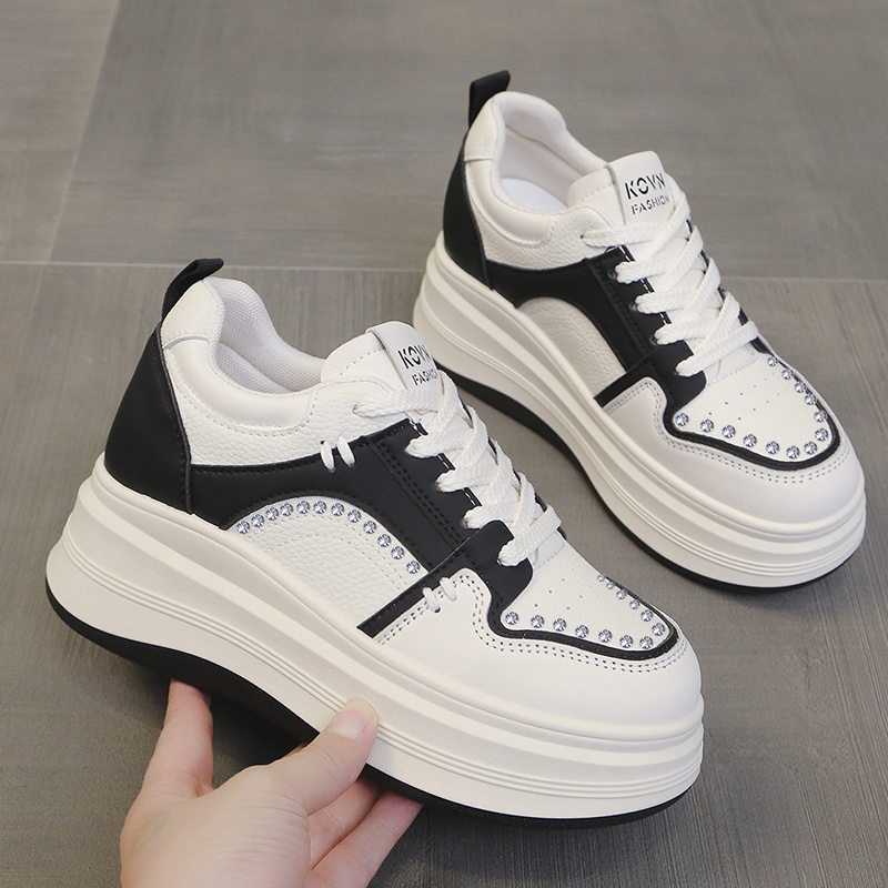 Wholesale women casual sneaker diamonds design sport Footwear walking style shoes zapatillas mujer deportivas zapatos para de