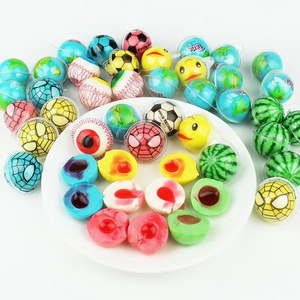 Low price wholesale eyeball candy basketball ball series jam soft candy Halloween party candy