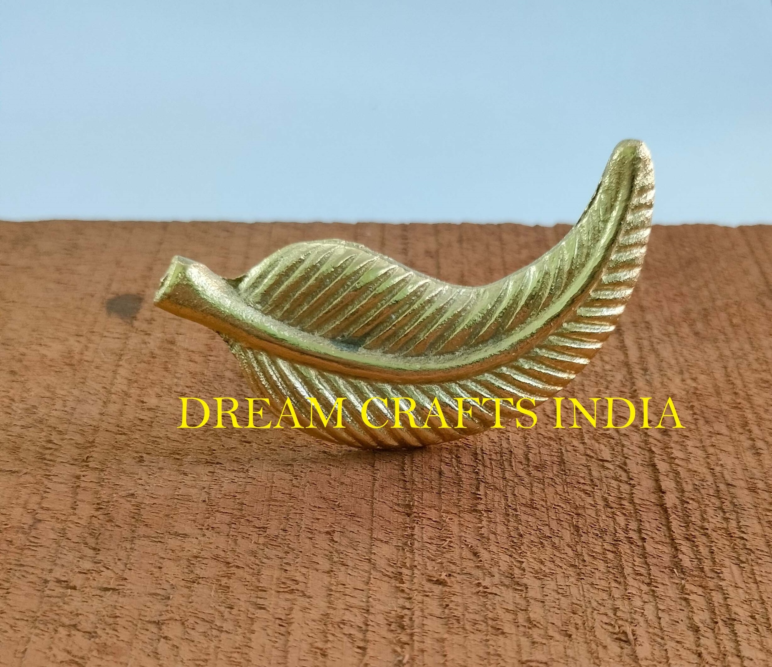 Brass Furniture Knob India Personalized Designs Golden Cabinet Knobs Drawer Pulls Durable Shiny Leaf Metal Kitchen Handles Sales