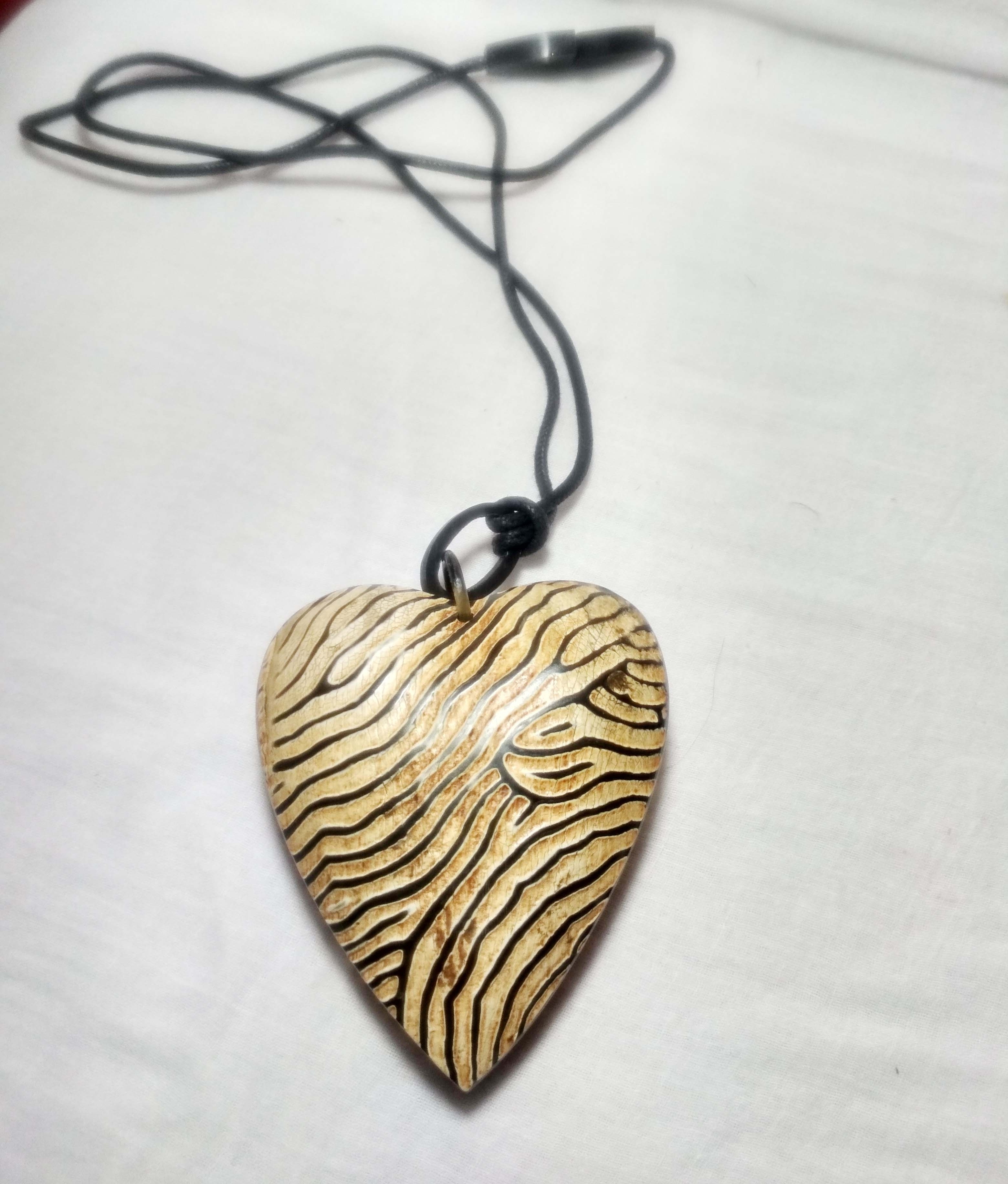 Pendant Necklace Buffalo Horn Heart Shape  Leopard Printed Long Boho  Fashion Necklaces  Natural Costume Jewelry