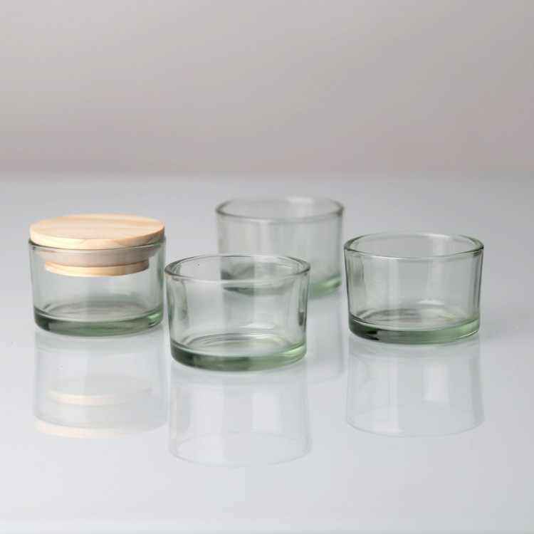 Wholesale D:52mm * H:33mm Mini Candlesticks Empty Glass Candle Jars Small Tea Wax Glass Candle Stand Round Candle Glass