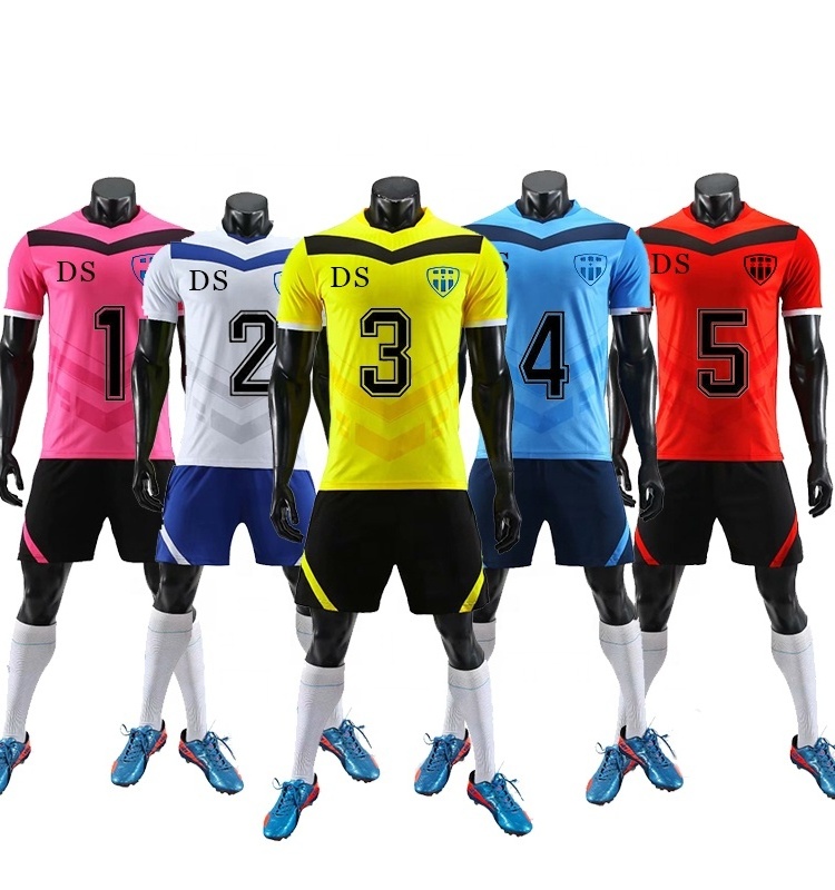 2022 Wholesale Custom Soccer Jersey Cool Youth Team Wear Short Sleeve Set Football Uniform