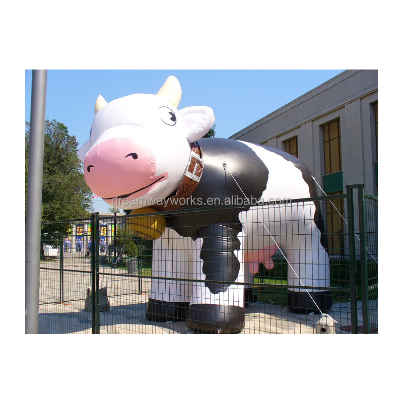 2022 Hot sale giant inflatable cow for advertising