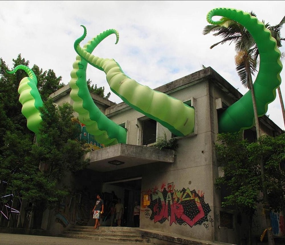 2024 Hot sale giant inflatable tentacles, inflatable octopus tentacles, inflatable octopus arms for advertising